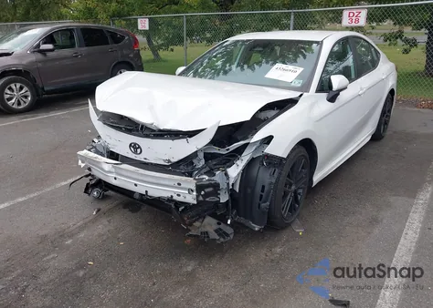 2025 Toyota Camry Se из США, поврежденный, VIN 4T1DAACK7SU001073